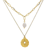 Merle Soleil Doppel-Halskette mit echter Süßwasserperle und funkelndem Sonnenanhänger